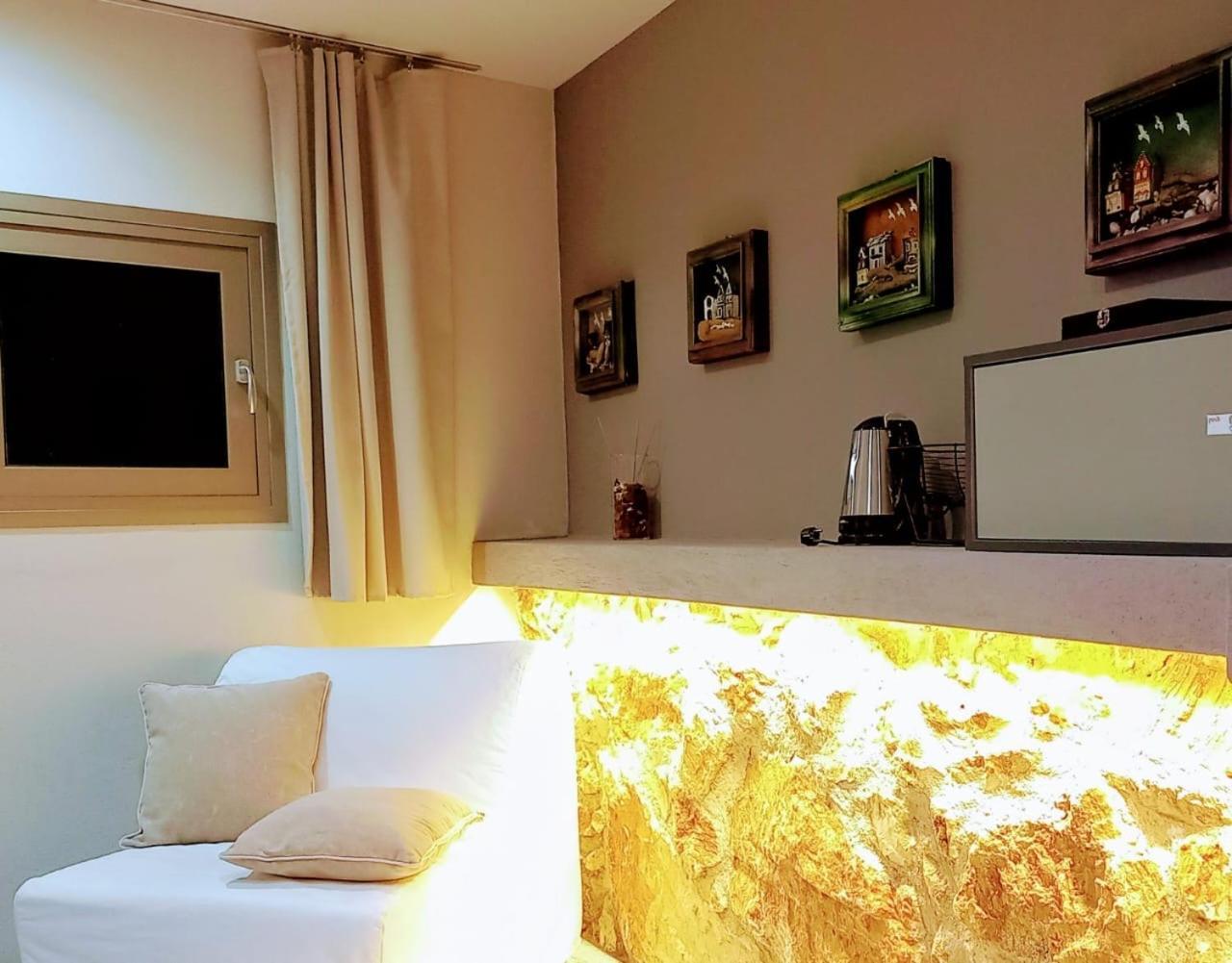 Core Luxury Suites (Adults Only) スキアトスタウン エクステリア 写真